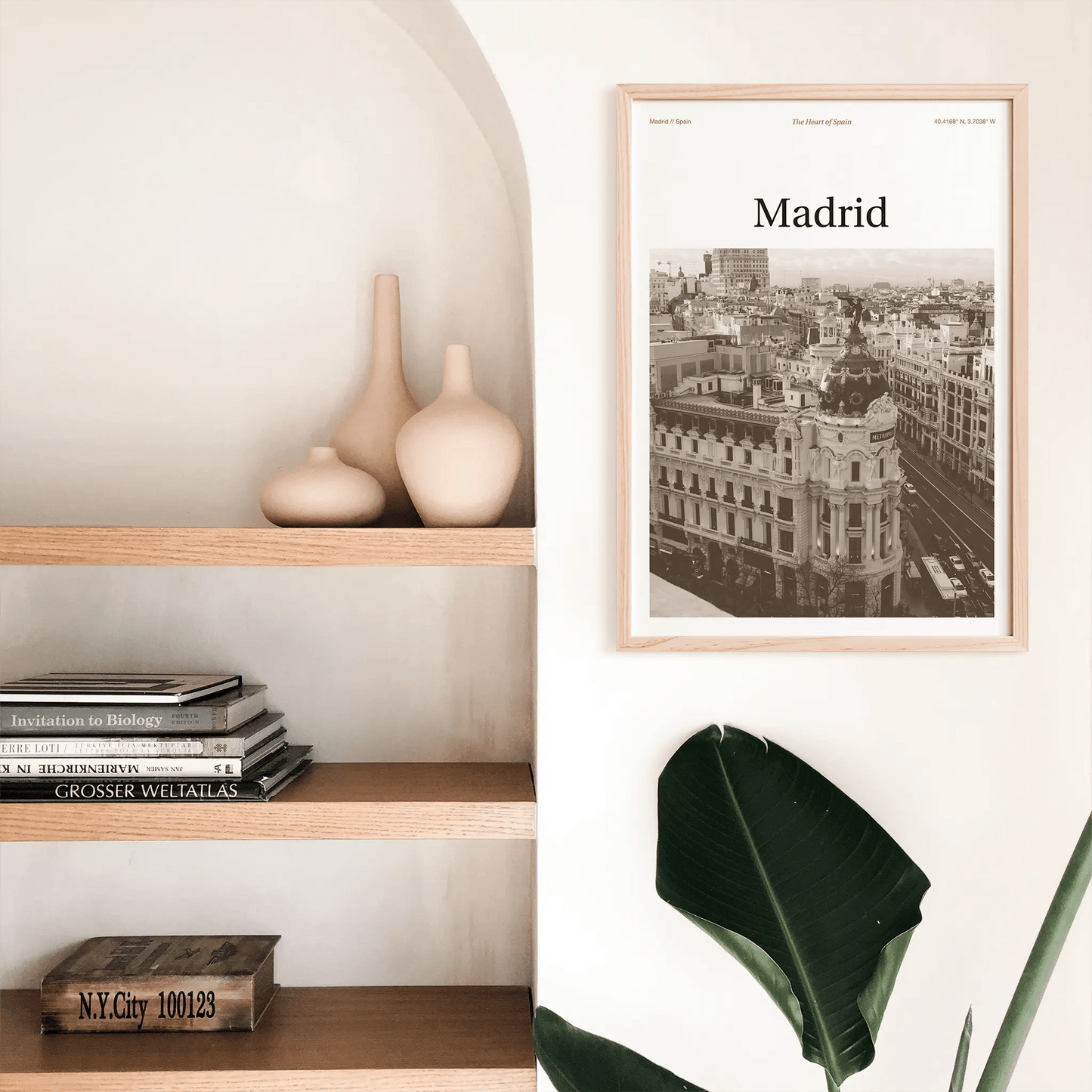 Madrid Essence Poster - The Globe Gallery