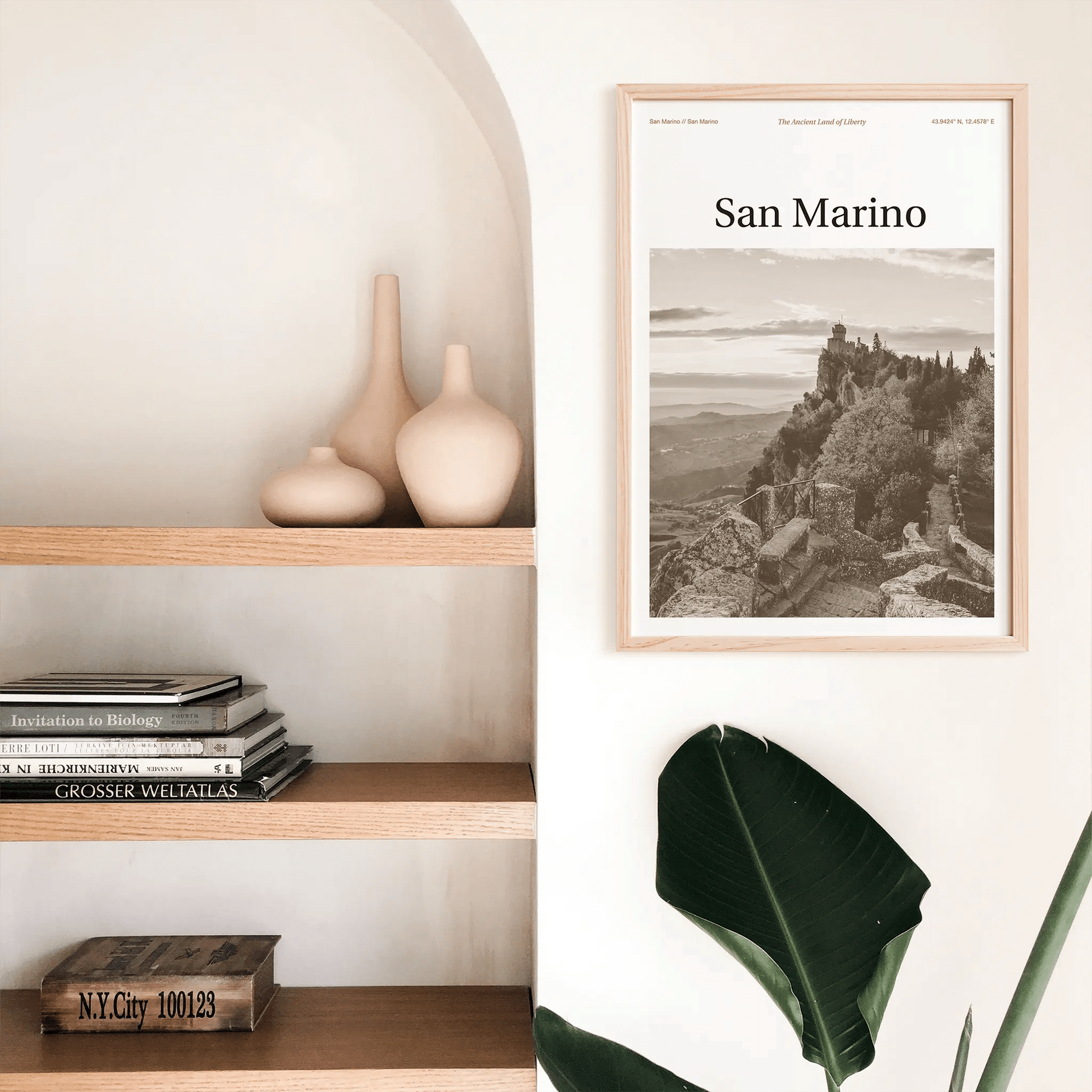 San Marino Essence Poster - The Globe Gallery